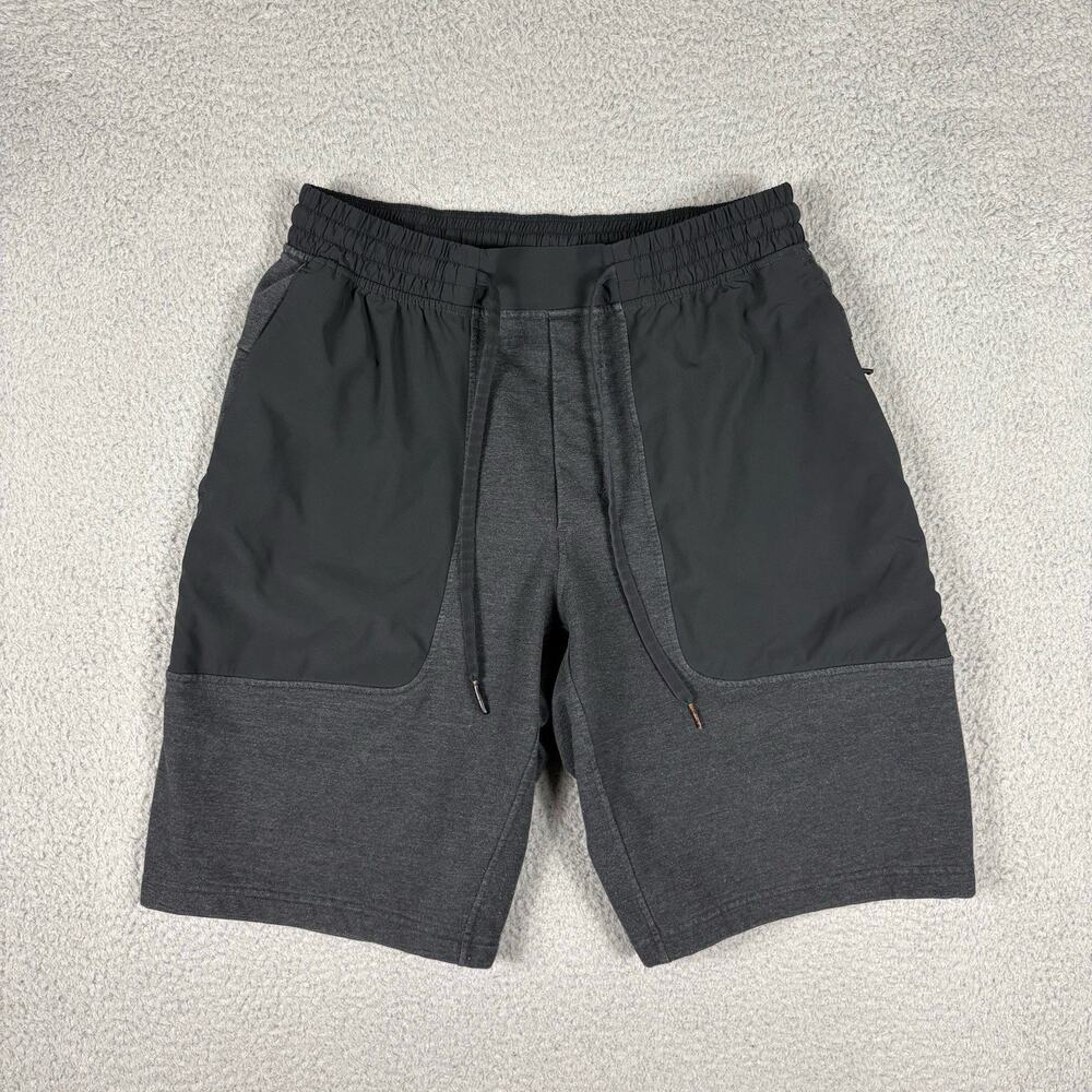 Lululemon Shorts Men’s Large Charcoal City Commute Run Gym Casual Comfort